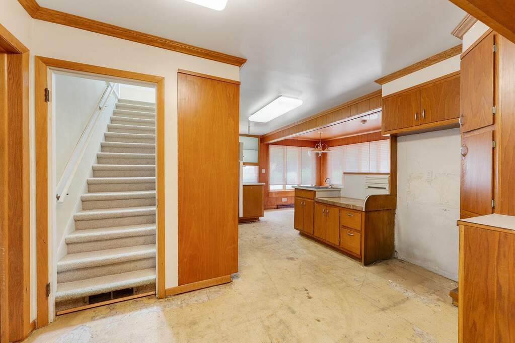 227 Sarrington Street, Wisconsin Dells, WI 53965 - More