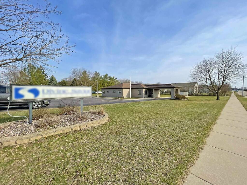 102 Gillette Street, Pardeeville, WI 53954 - View 2