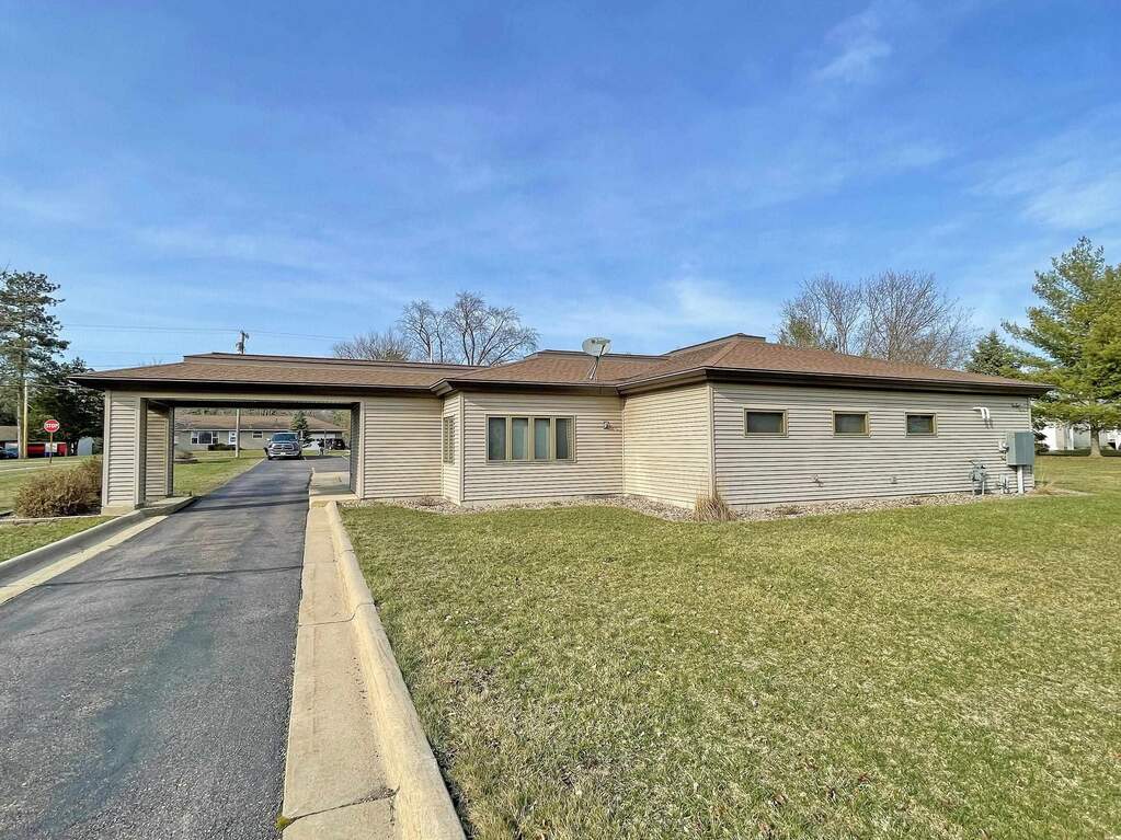 102 Gillette Street, Pardeeville, WI 53954 - View 5