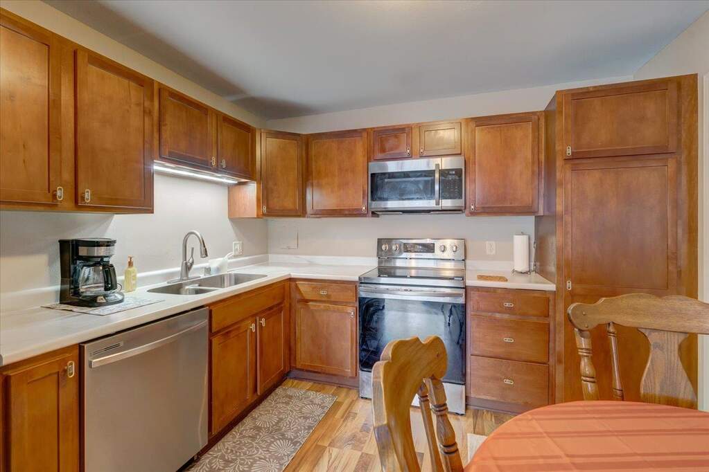 5345 Garden View Court #106, Madison, WI 53713 - View 4
