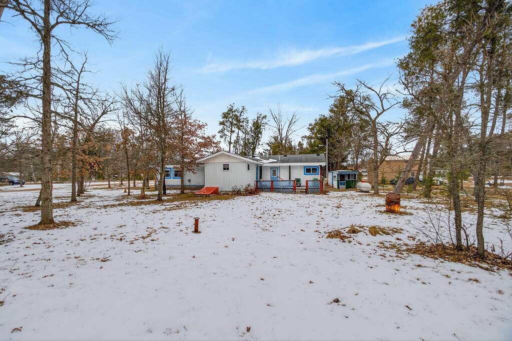 1139A S Buttercup Court, Friendship, WI 53934 - More