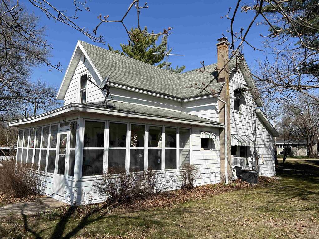 432 W Front Street, Muscoda, WI 53573 - View 2