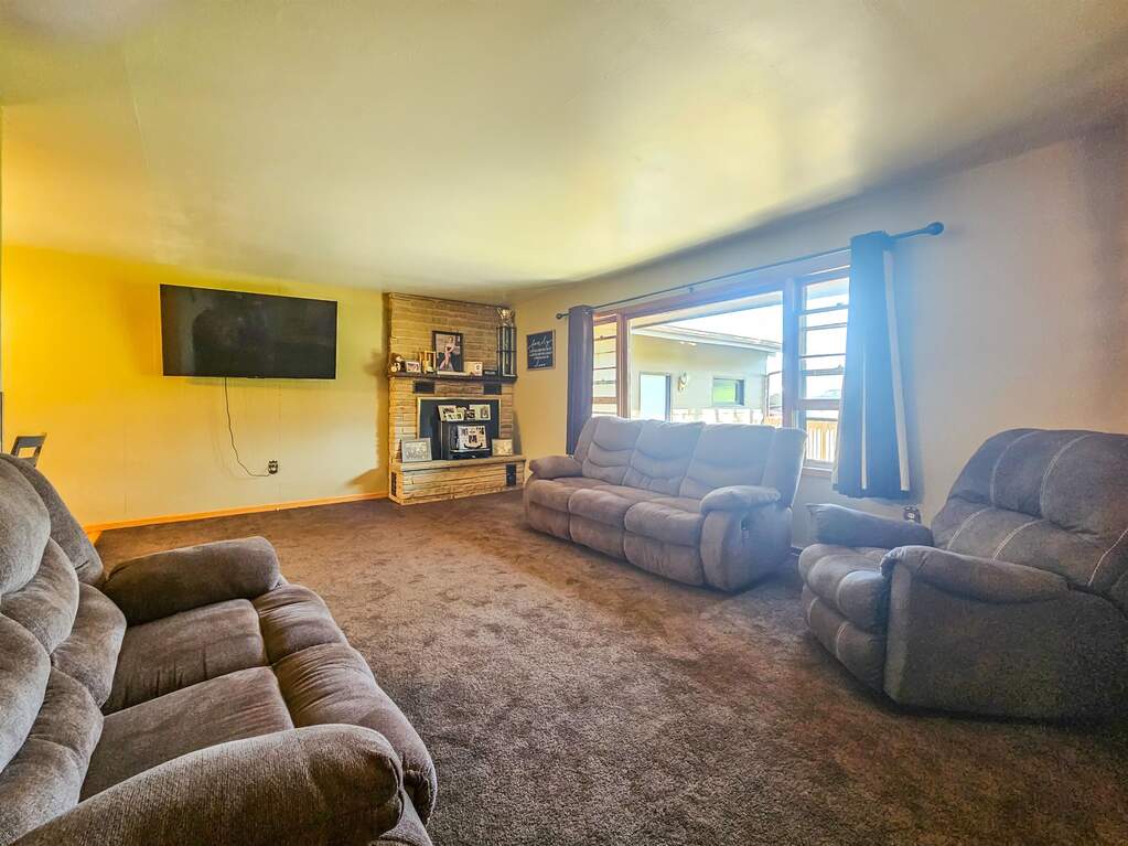 10726 W County Road K Road, Beloit, WI 53511 - More