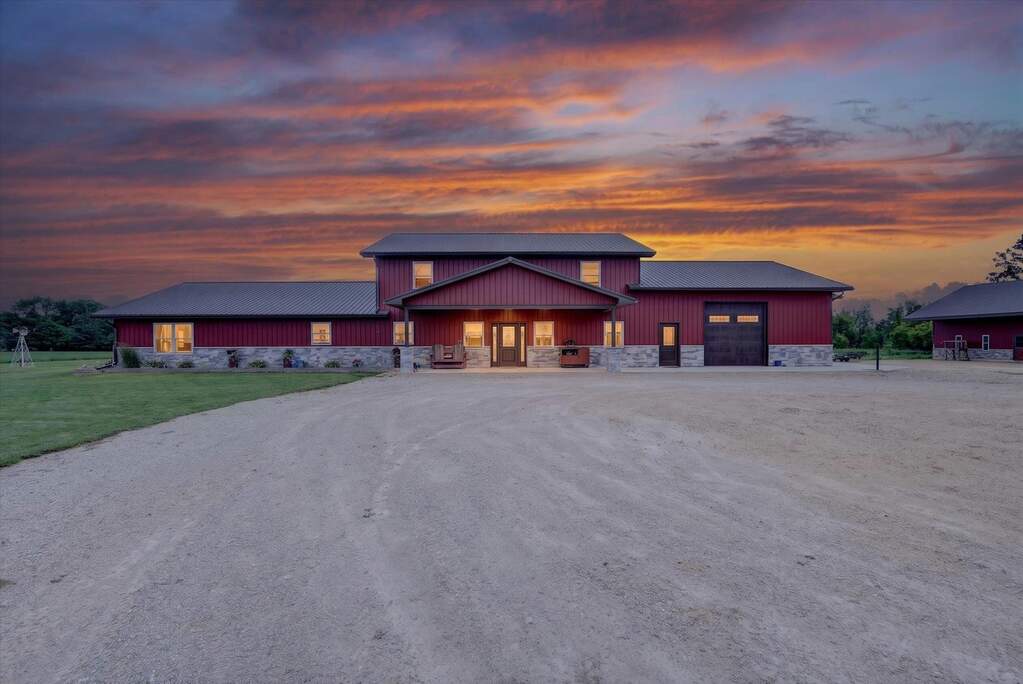 W641 County Road E, Brodhead, WI 53520 | MLS# 2025517 | @properties SE ...