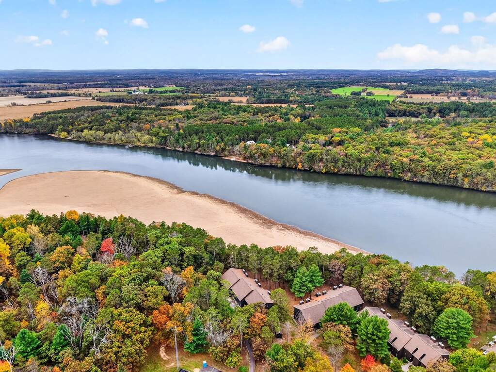 7 Walnut Trail #7, Wisconsin Dells, WI 53965 | MLS# 2035044 ...