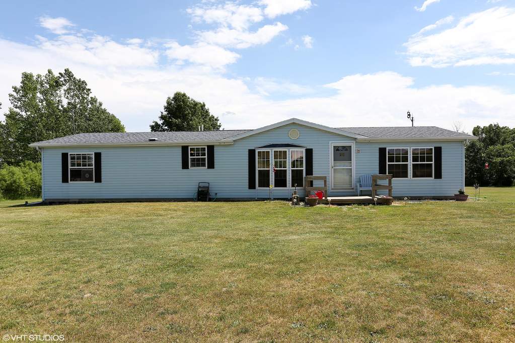 4812 Hartman Rd, Eau Claire, MI 49111 MLS 17030032 properties SW