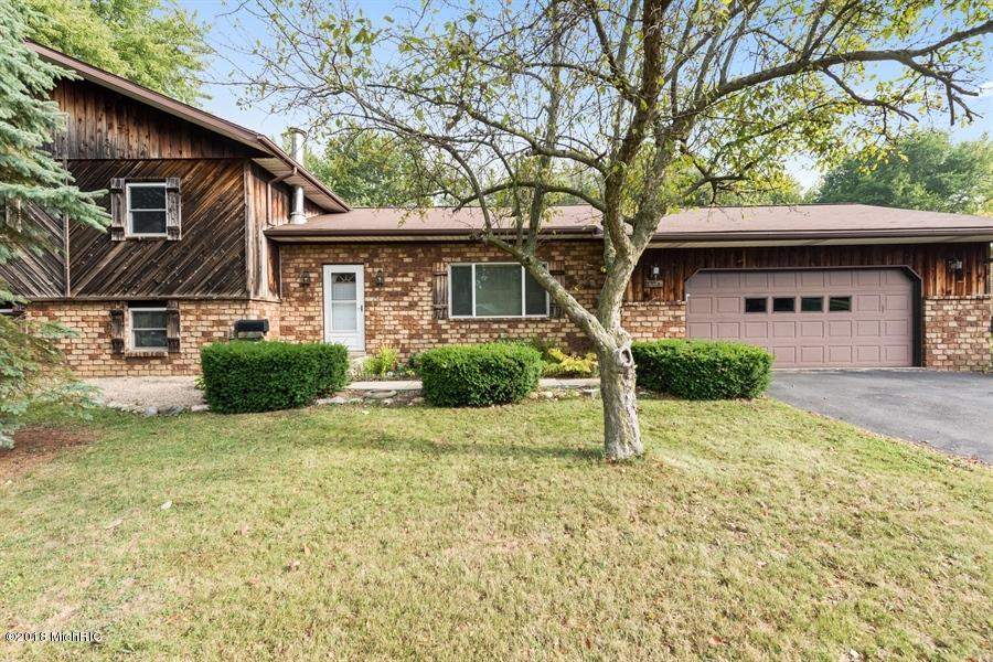 105 Chestnut Street, Three Oaks, MI 49128 MLS 18010201 properties