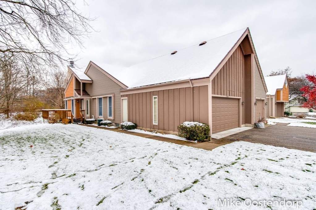 2385 Portman Drive Se 183, Grand Rapids, MI 49508 MLS 18055690 properties SW Michigan