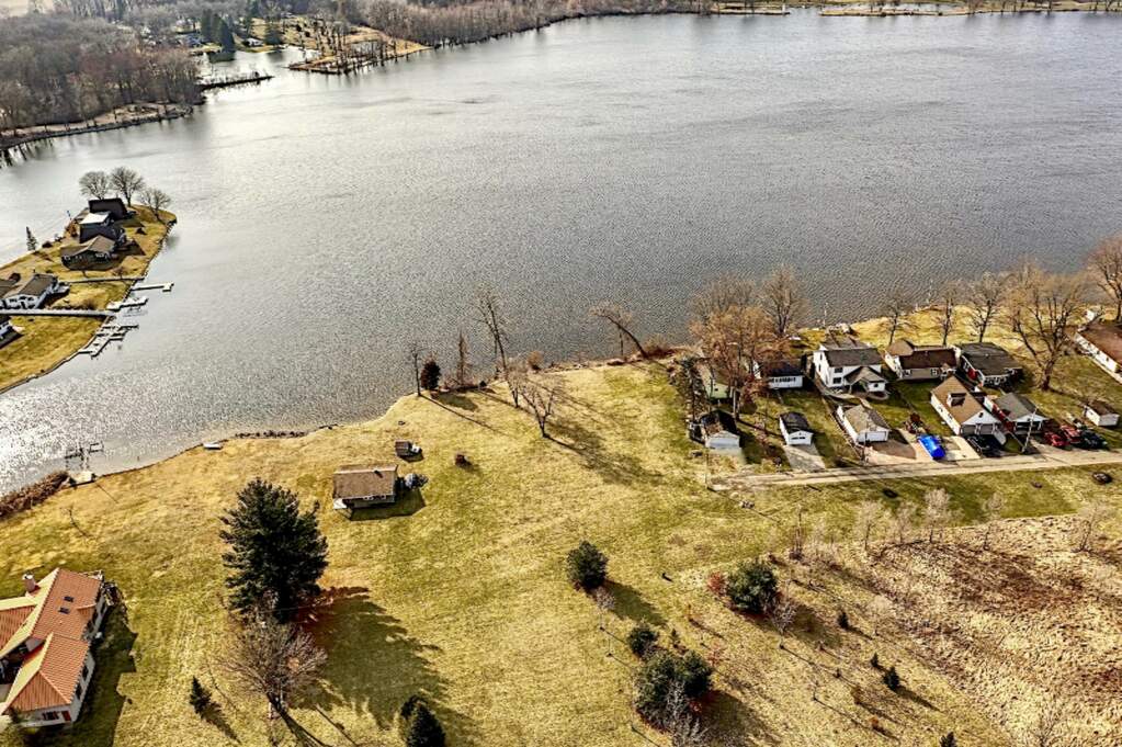 00 Lake Avenue, Mendon, MI 49072 MLS 19012653 properties SW Michigan