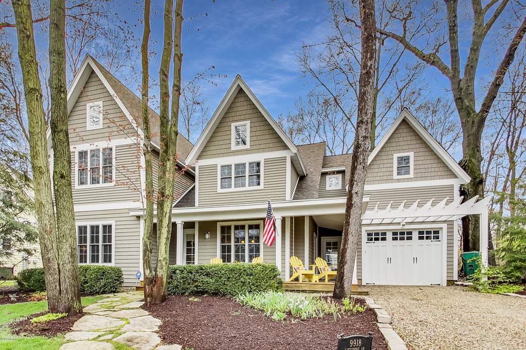 9918 Cottage Lane, Union Pier, MI 49129 MLS 19018418 properties