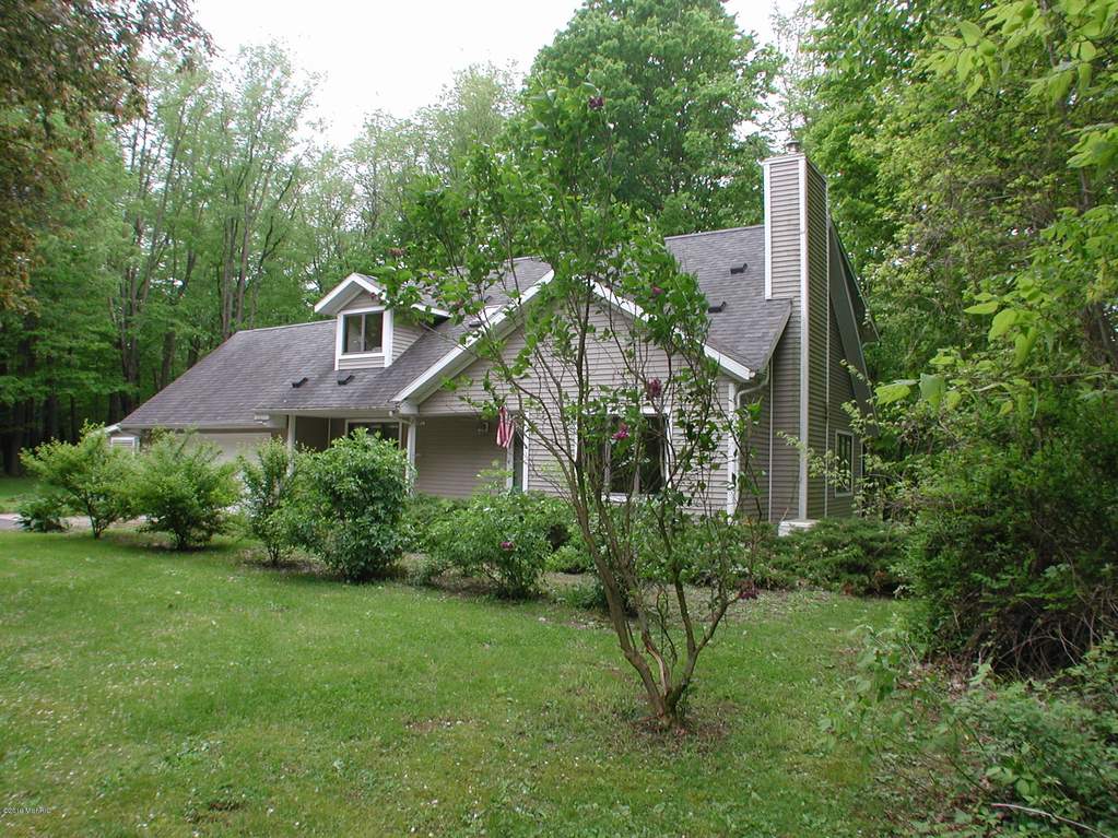 12055 M216, Marcellus, MI 49067 MLS 19022532 properties SW Michigan