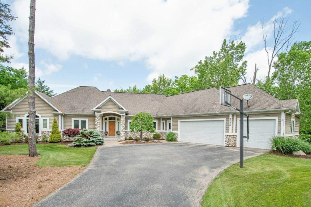 4920 Tall Pines Court Se, Grand Rapids, MI 49546 MLS 19025502