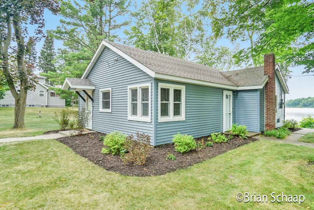 175 1st Street, Morley, MI 49336 MLS 19033146 properties SW Michigan