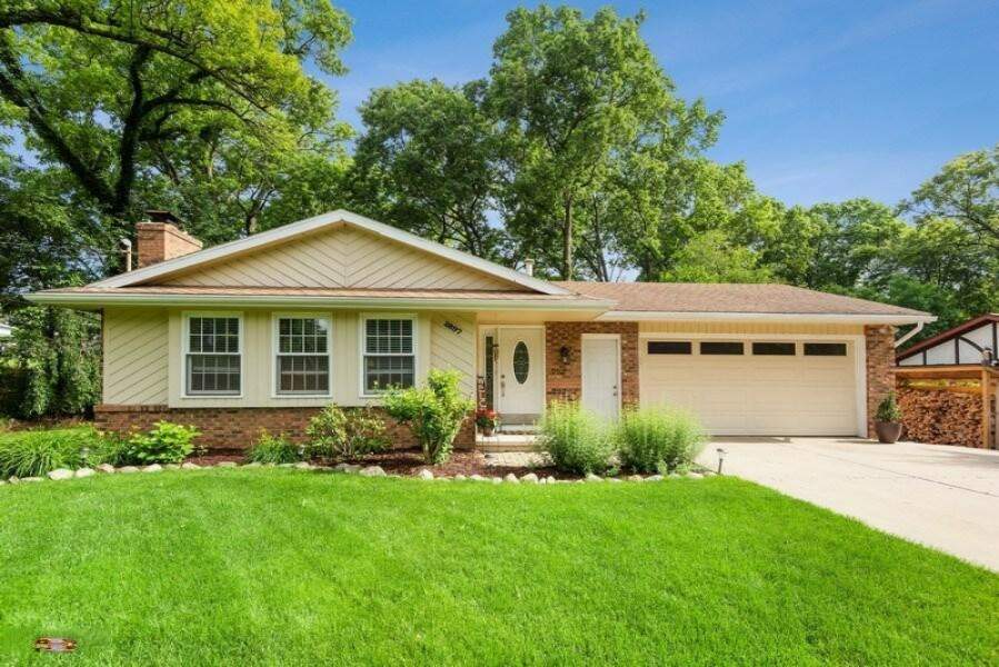 2897 W Marquette Woods Road, Stevensville, MI 49127 MLS 19034252