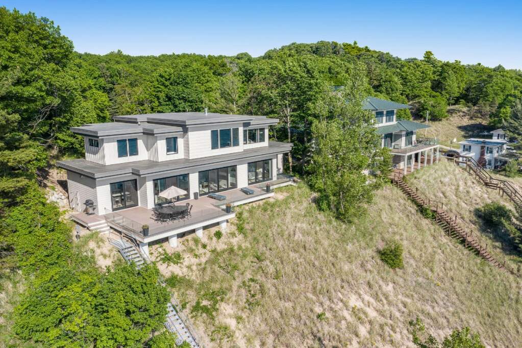 17583 N Shore Estates Road, Spring Lake, MI 49456 MLS 20002987