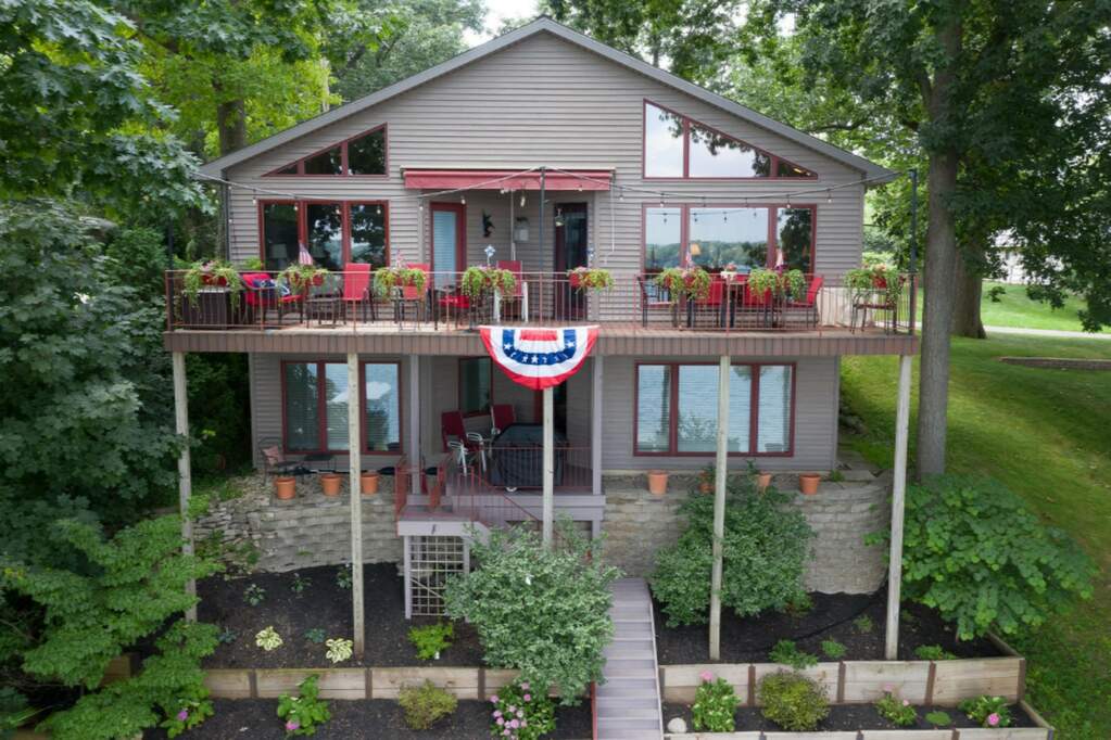 67867 Edgewater Beach Road, White Pigeon, MI 49099 MLS 20005422