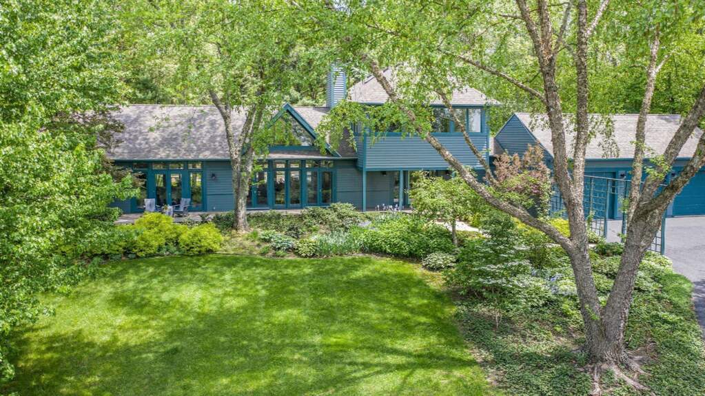 11345 Hills Road, Baroda, MI 49101 MLS 20018949 properties SW