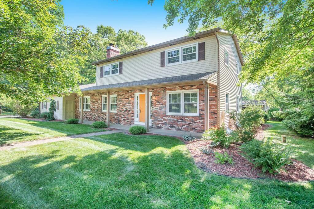 8233 Teakwood Street, Portage, MI 49024 MLS 20022628 properties