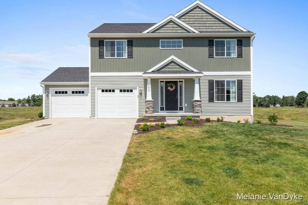 13827 E Harmony Court, Sparta, MI 49345 MLS 20026406 properties