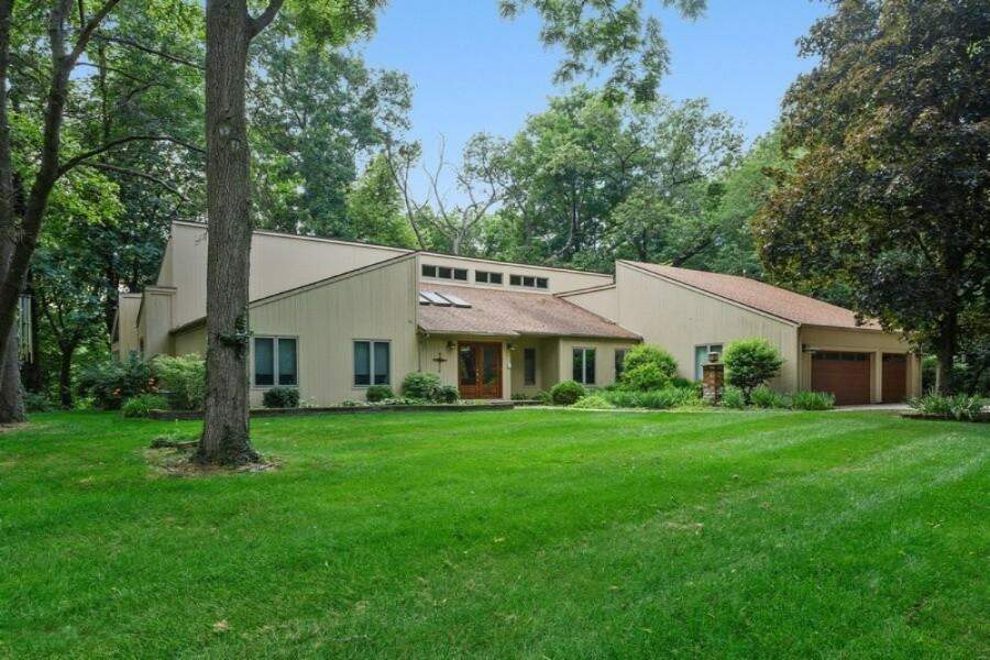 1734 Bond Street, Niles, MI 49120 MLS 20026612 properties SW Michigan