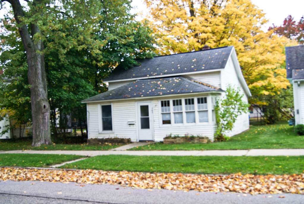 207 2nd Avenue, Big Rapids, MI 49307 MLS 20043334 properties SW