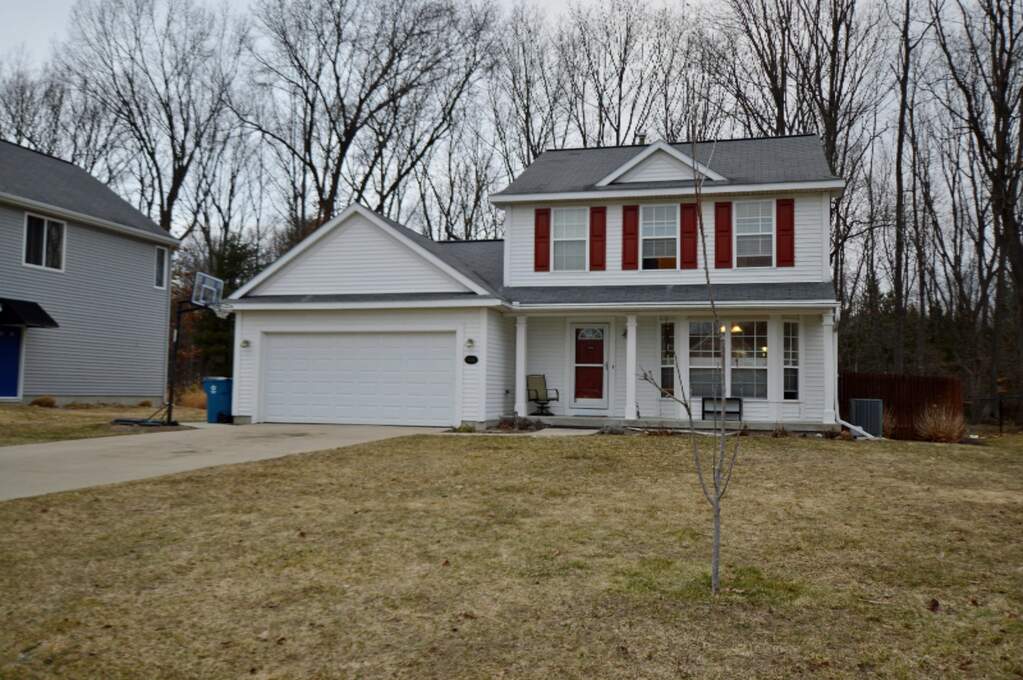 15083 Briarwood Street, Grand Haven, MI 49417 MLS 21007412