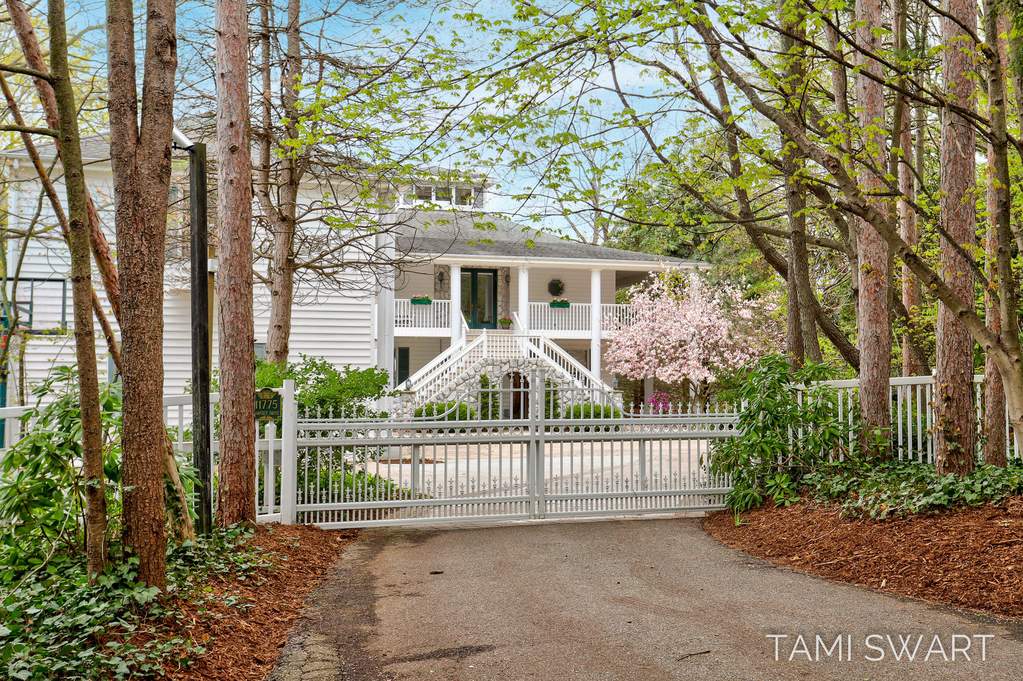 11775 Garnsey Avenue, Grand Haven, MI 49417 MLS 21014882