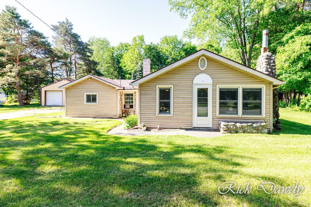 608 Schultz Street Nw, Sparta, MI 49345 MLS 22021764 properties