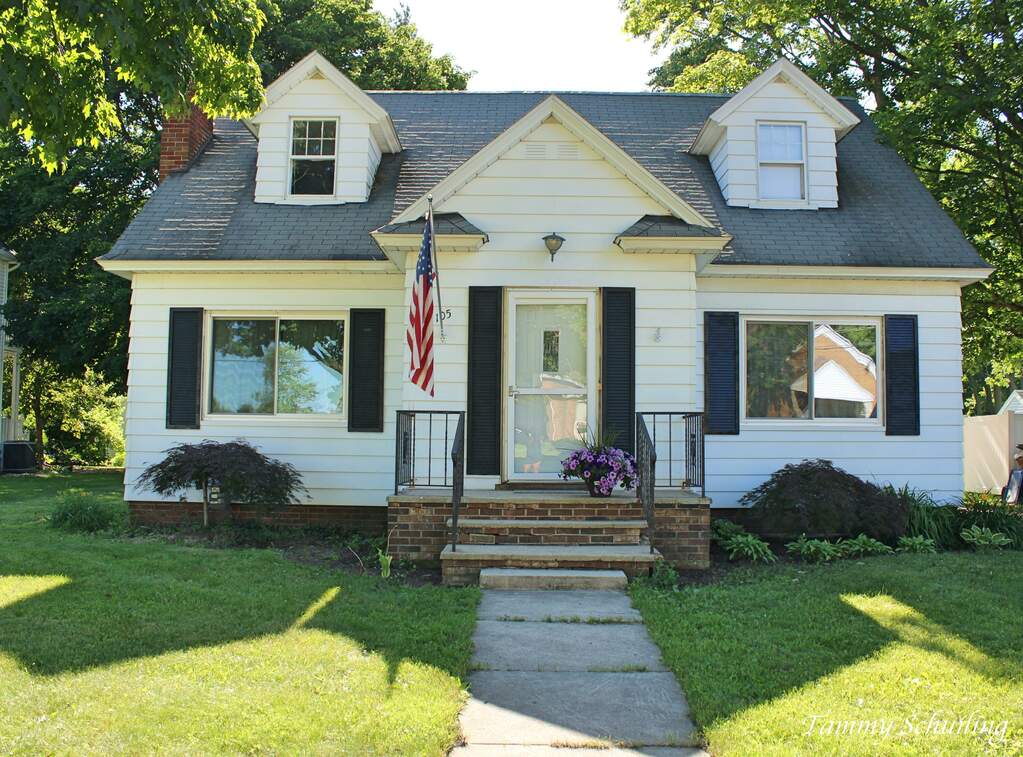 105 N Main Street, Kent City, MI 49330 MLS 22026252 properties SW