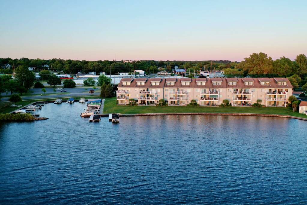 664 S Lake Street, Cadillac, MI 49601 MLS 22026555 properties SW