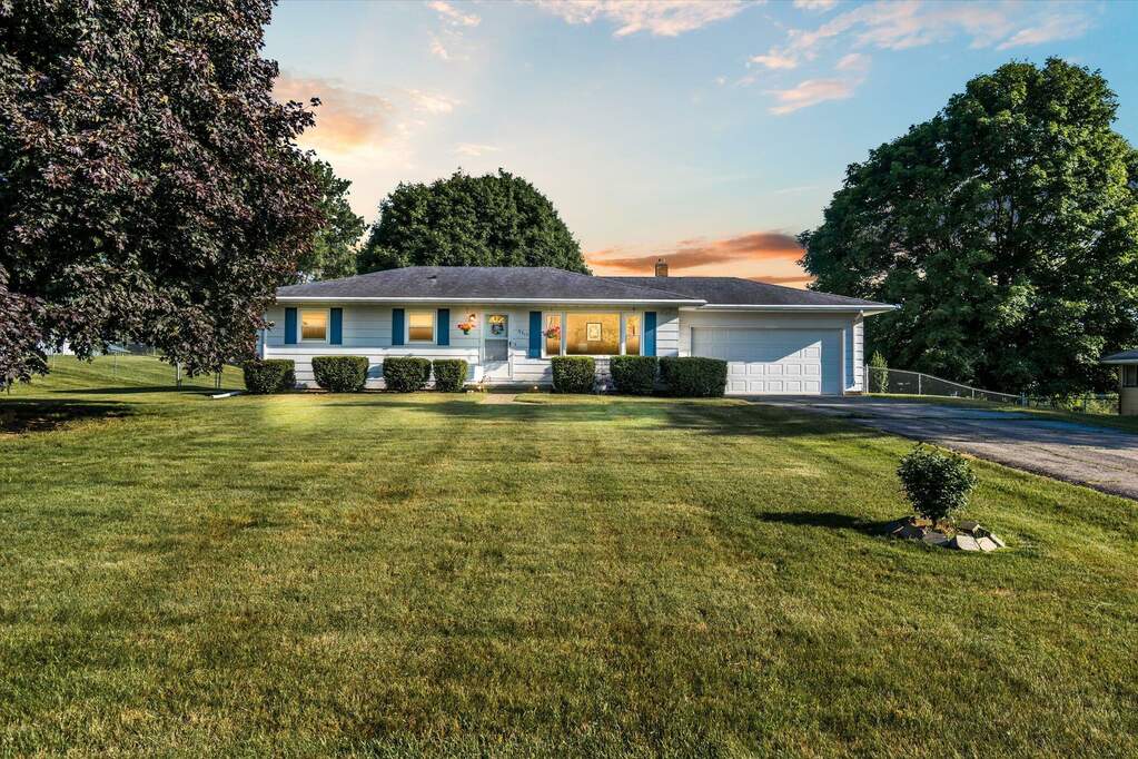 3315 Seymour Road, Jackson, MI 49201 MLS 22028194 properties SW