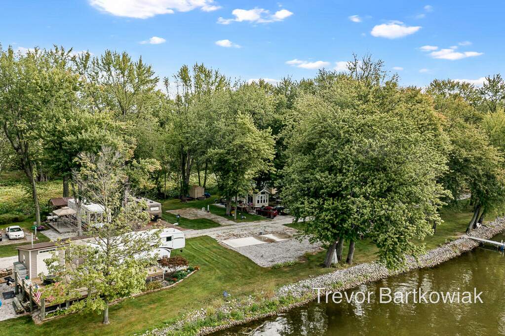 15101 120th Avenue, Nunica, MI 49448 MLS 22037271 properties