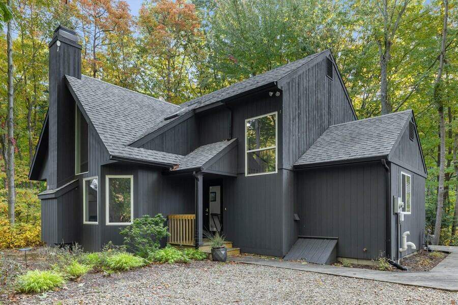 12783 Highland Shores Drive, Sawyer, MI 49125 MLS 22043792