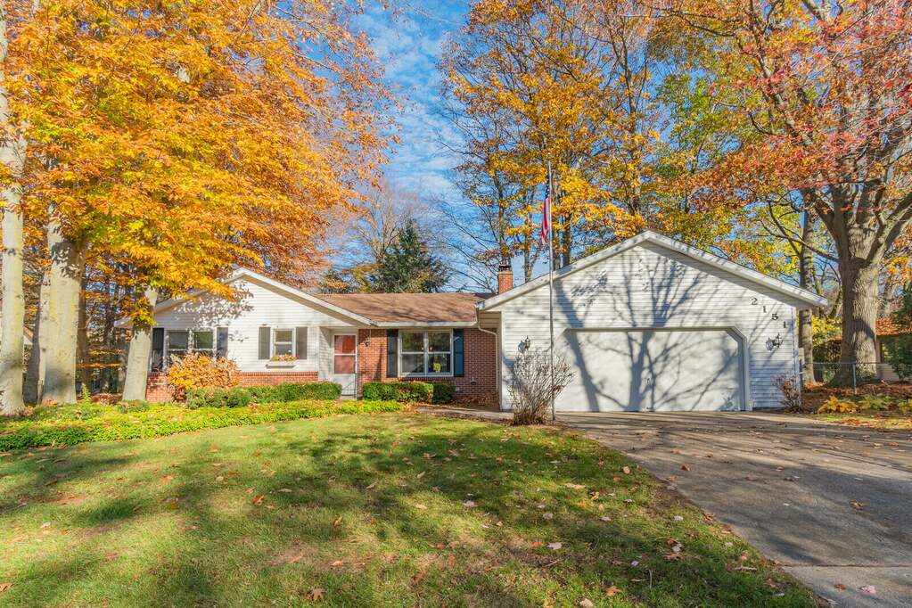 2151 Whispering Dunes Drive, Holland, MI 49424 MLS 22046736