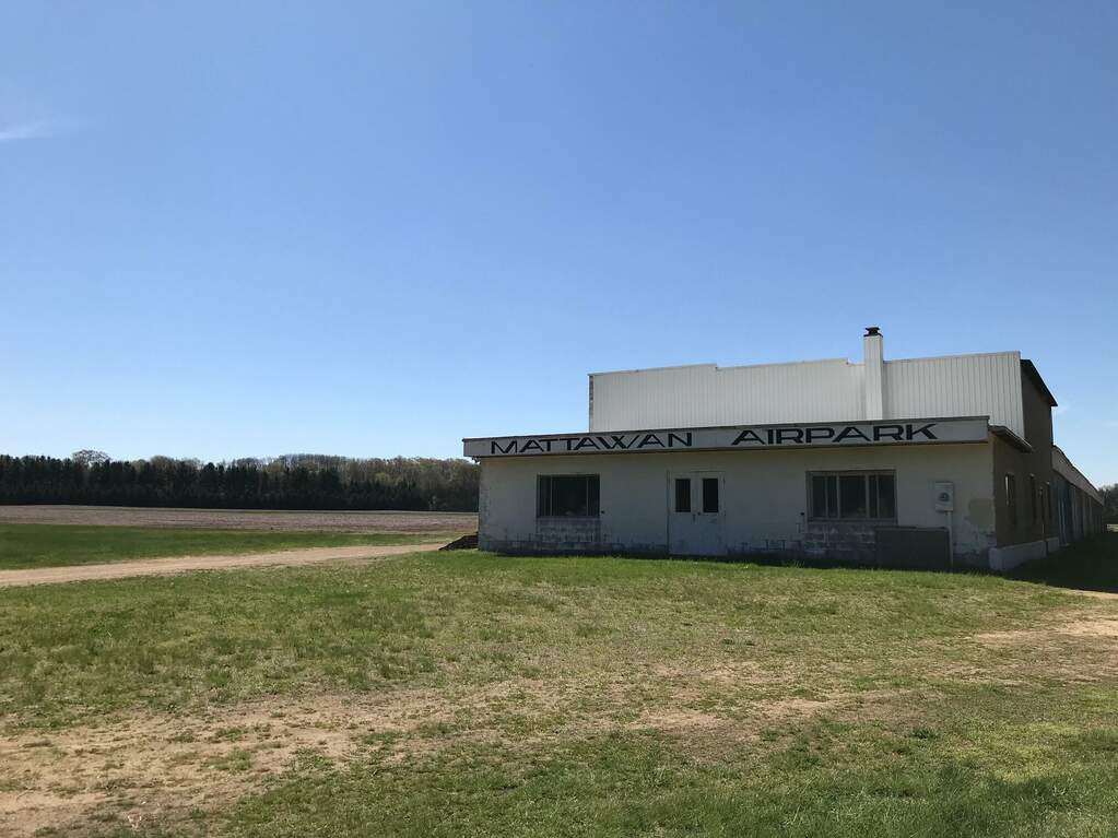 VL 01 60th 01, Mattawan, MI 49071 MLS 23008729 properties SW