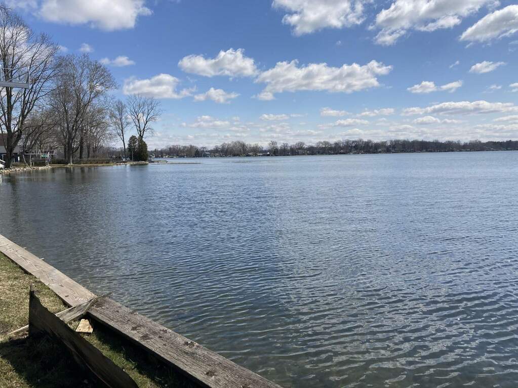 4818 Deep Point Drive, Portage, MI 49002 MLS 23009536 properties