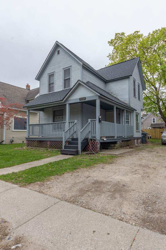 1110 Hays Park Avenue, Kalamazoo, MI 49001 MLS 23013398