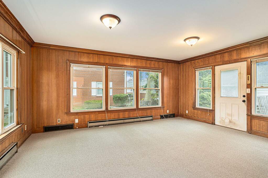 40 Orchard Place, Battle Creek, MI 49017 MLS 23013532 properties SW Michigan