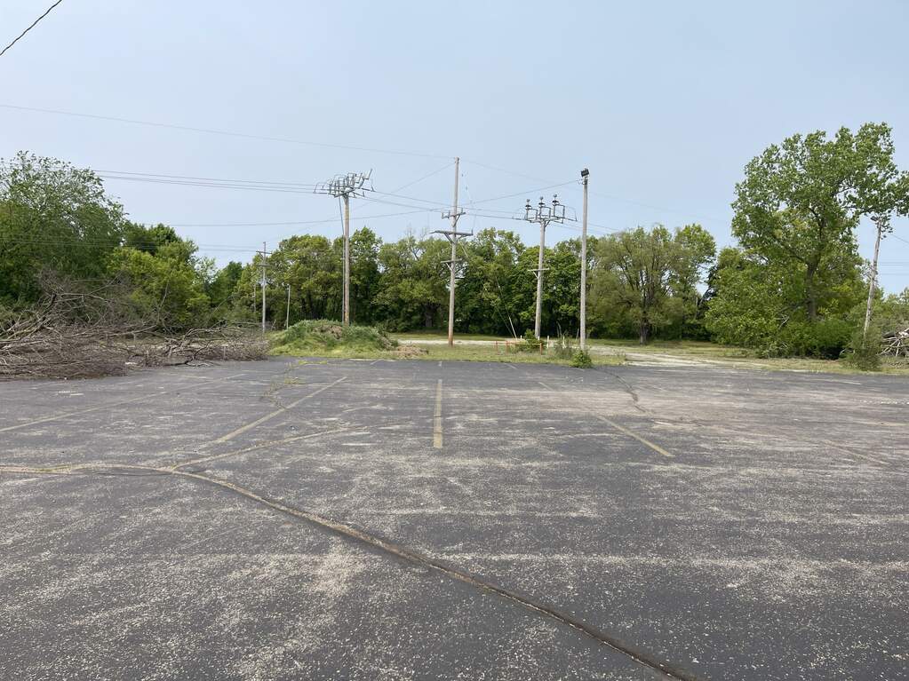 1002 E South Street, Jackson, MI 49203 MLS 23016829 properties SW