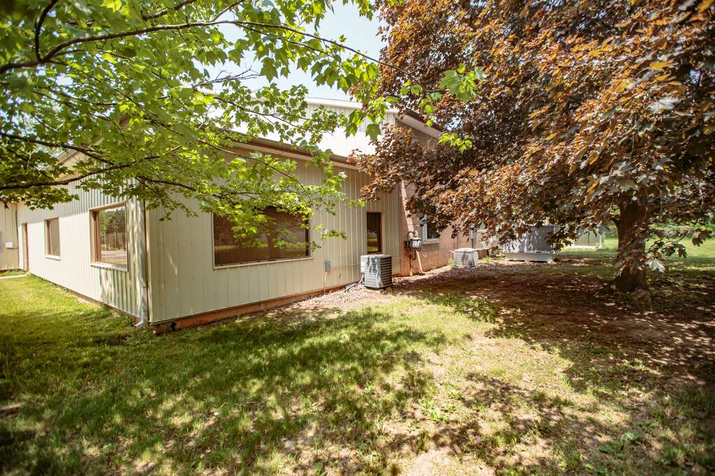 800 Rice Street, Leslie, MI 49251 MLS 23018435 properties SW Michigan