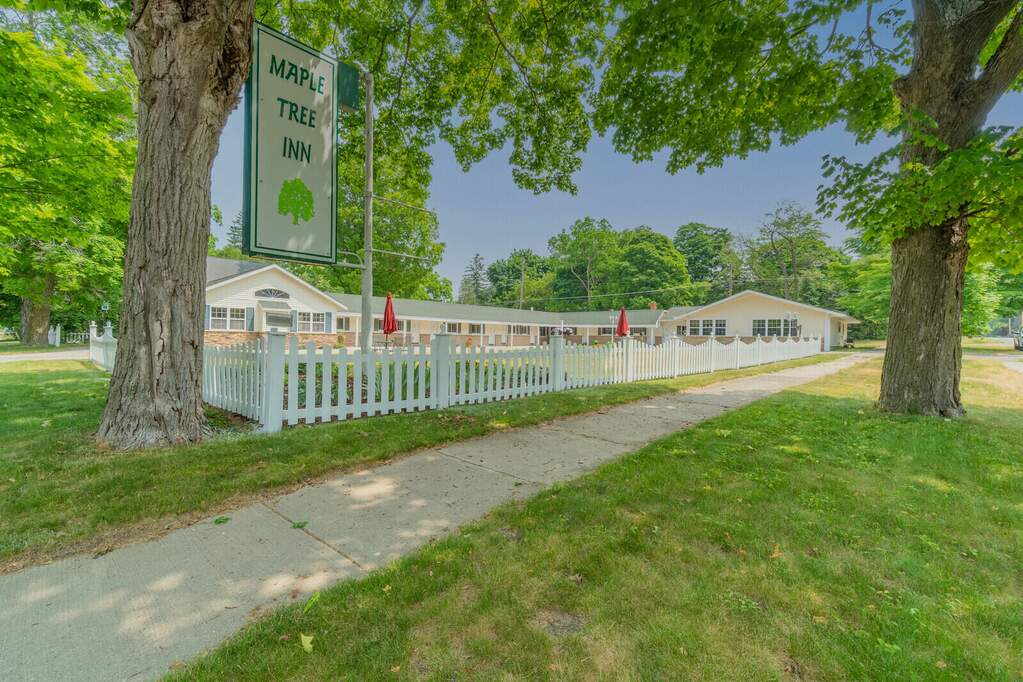 323 S Mears Avenue, Whitehall, MI 49461 MLS 23020255 properties