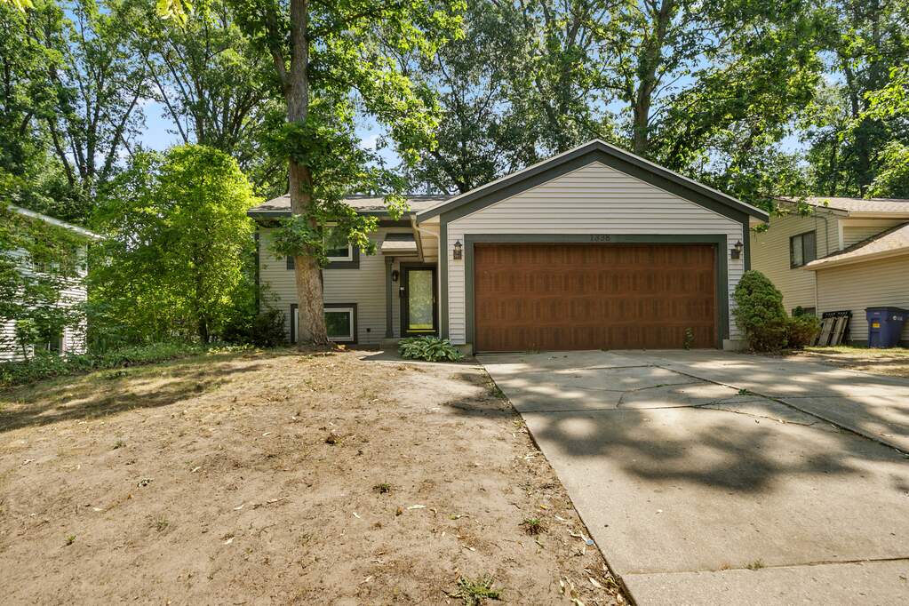1338 Gladstone Drive Se, Grand Rapids, MI 49506 MLS 23021674