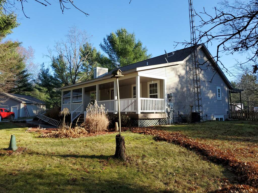 9426 Automobile Road