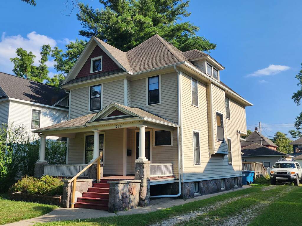 1020 E Stockbridge Avenue, Kalamazoo, MI 49001 MLS 23028500