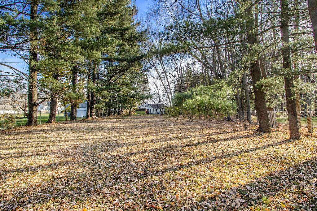 430 S Clark Street, Centreville, MI 49032 MLS 23142609 properties