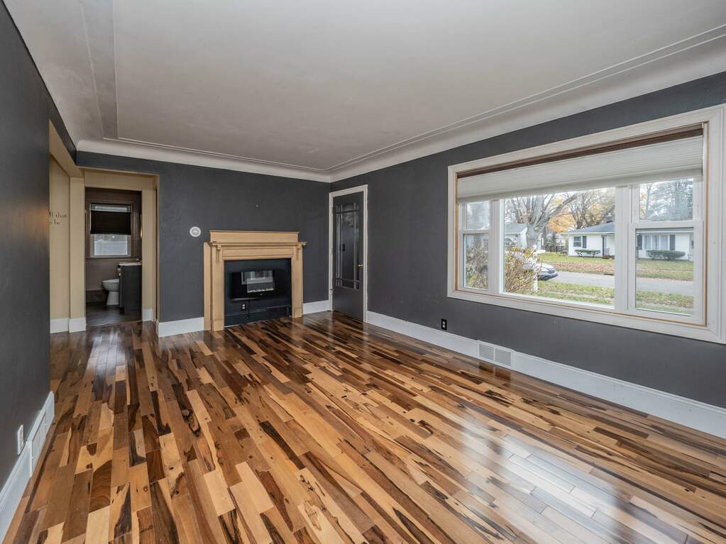 1535 Winton Avenue, Kalamazoo, MI 49001 MLS 23142730 properties