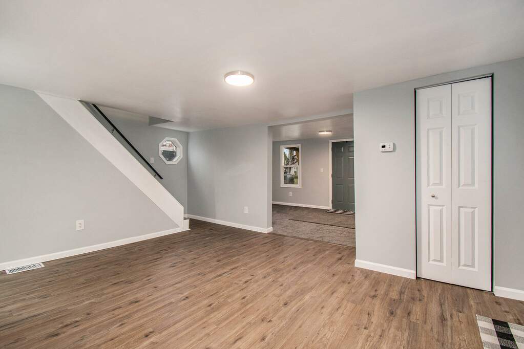 68804 Cass Street, Edwardsburg, MI 49112 MLS 23142934 properties