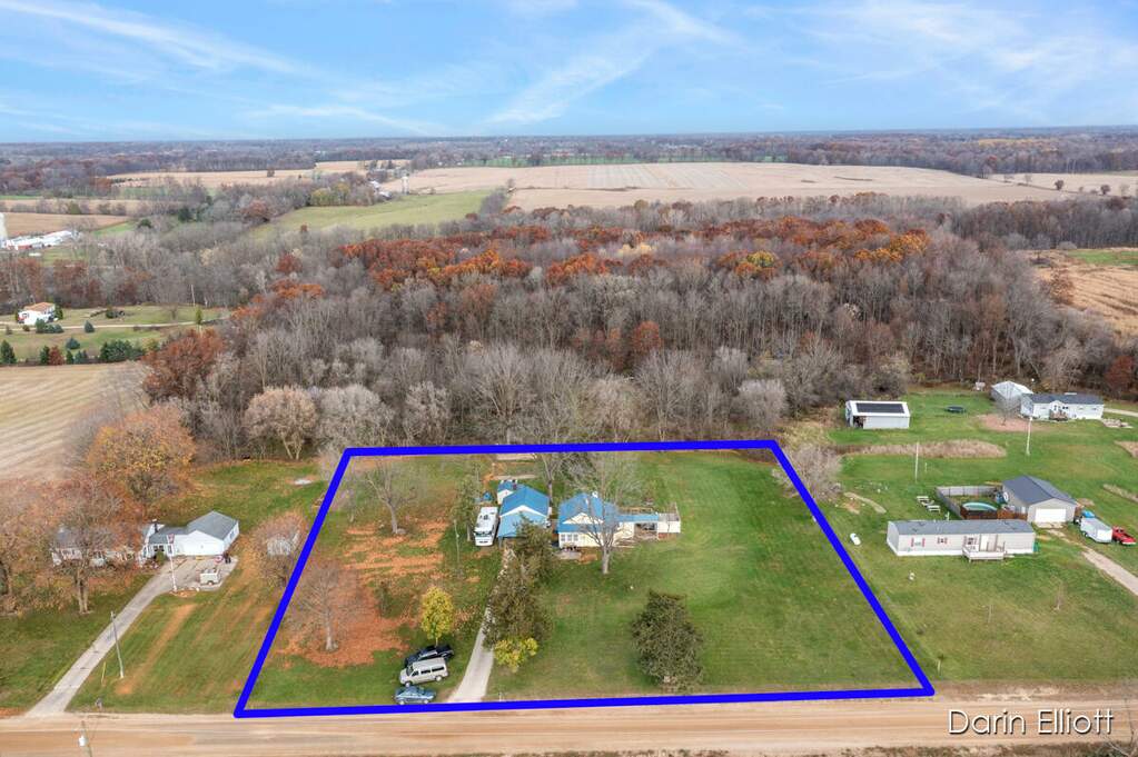 4161 Nickleplate, Ionia, MI 48846 MLS 23143900 properties SW Michigan