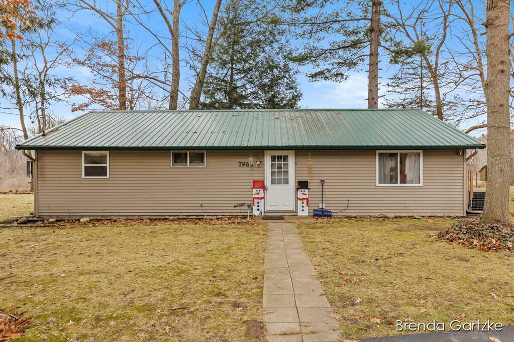 7966 Main Street, Newaygo, MI 49337 MLS 23144189 properties SW