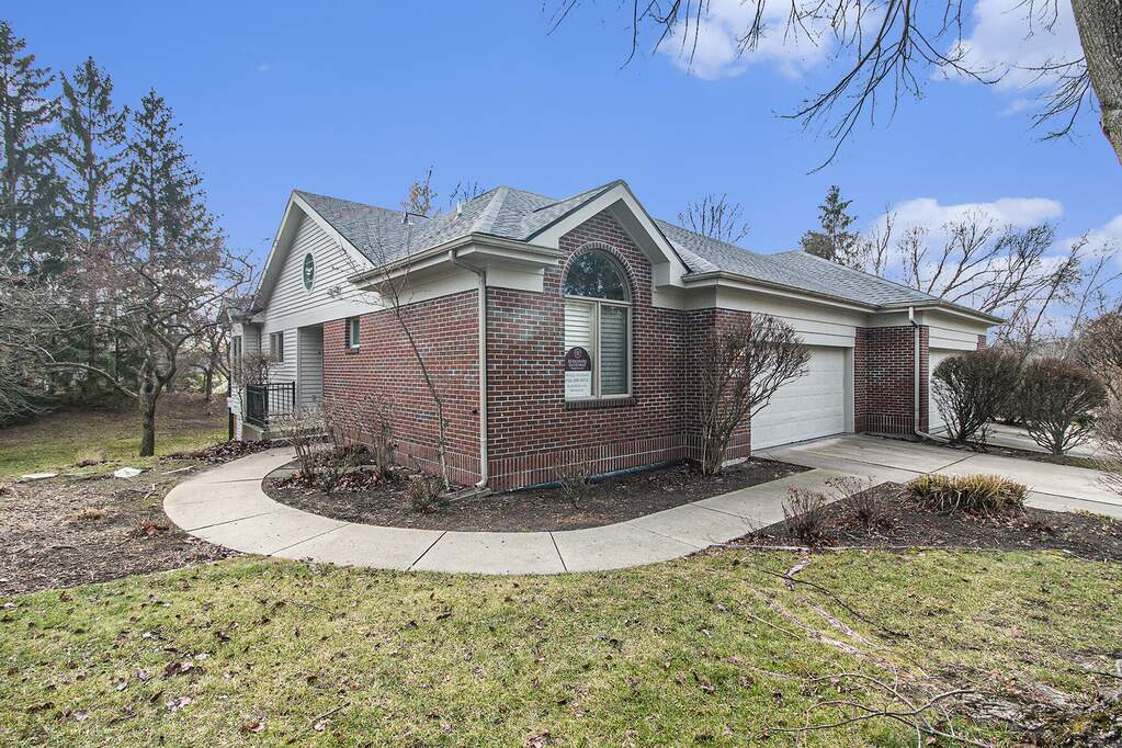 2004 S Terrace Lane Ne 2, Grand Rapids, MI 49505 MLS 23144889